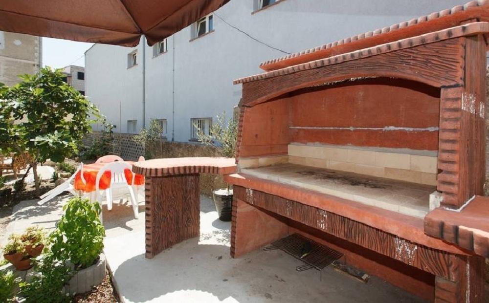 Apartments Mali Raj Vranjic Exterior photo
