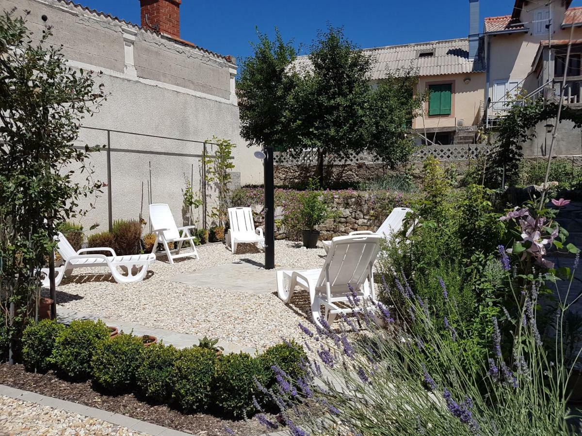 Apartments Mali Raj Vranjic Exterior photo